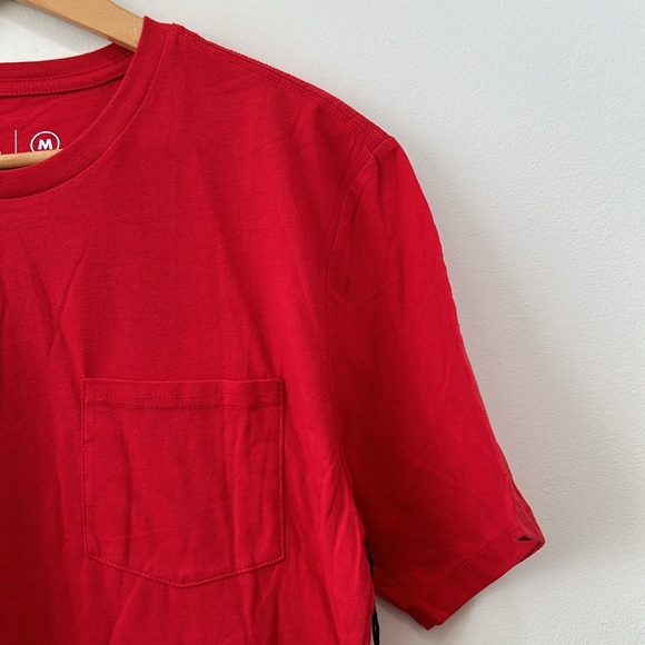 Brixton T shirt Men’s crewneck shirt Red size Medium NWT - Picture 3 of 9